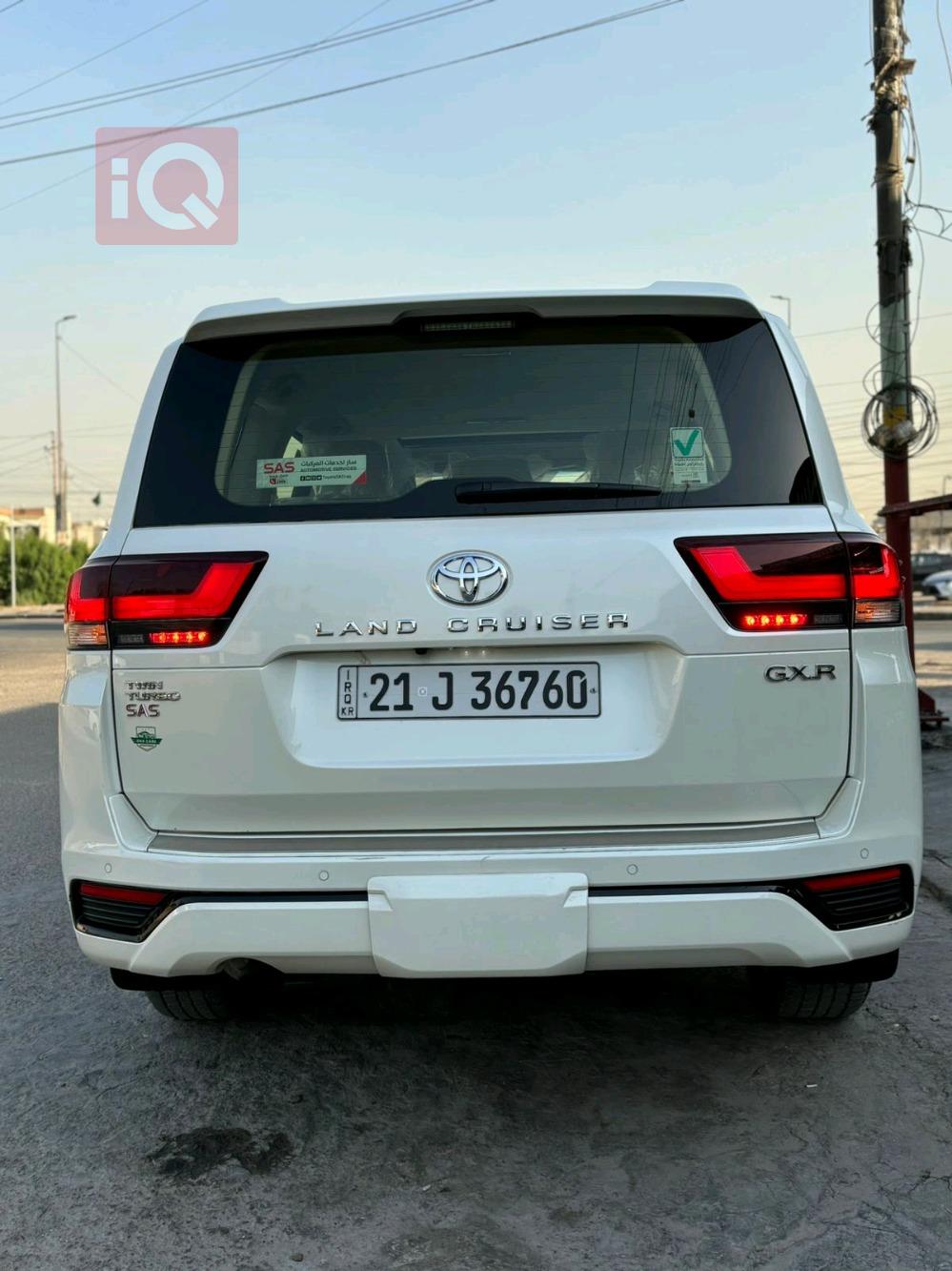 Toyota Land Cruiser